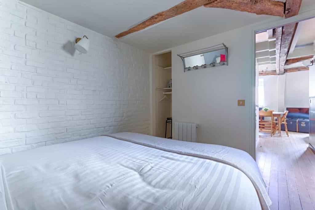 Mykeypers - Fantastic Designed Parisan Loft 2Br/6P- Le Marais Daire Dış mekan fotoğraf